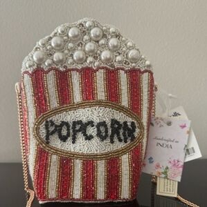 🎬 NWT Handcrafted Beaded Popcorn Bag – Pearl & Sequin Crossbody Purse | Viral